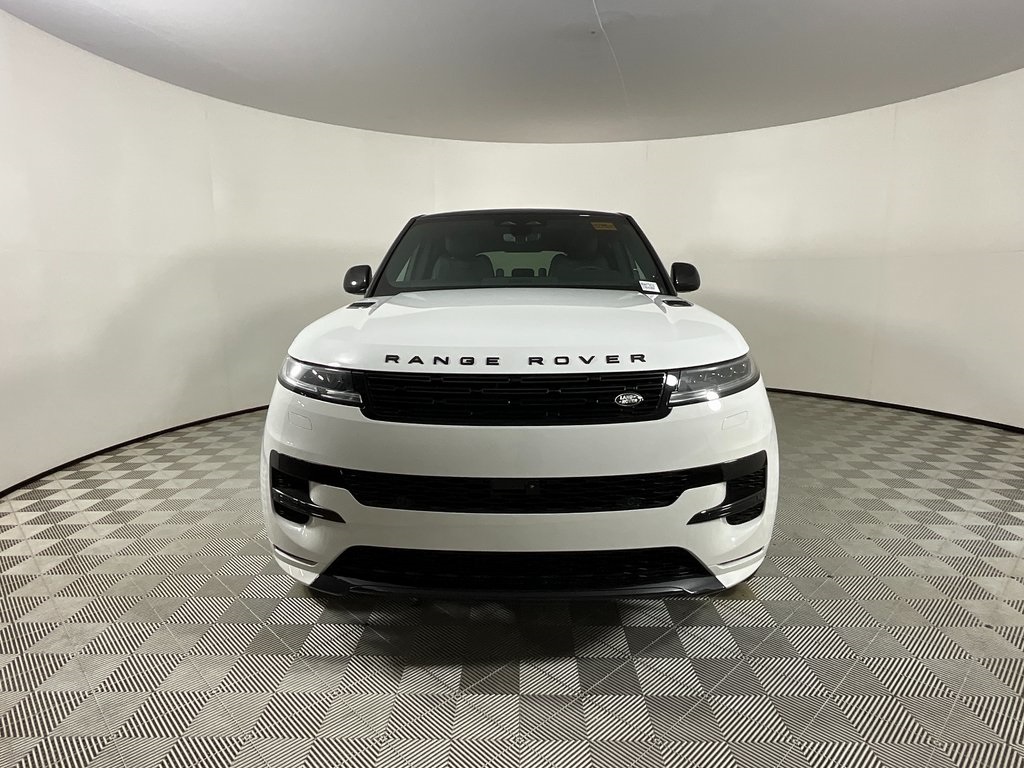 2025 Land Rover Range Rover Sport SE photo 4