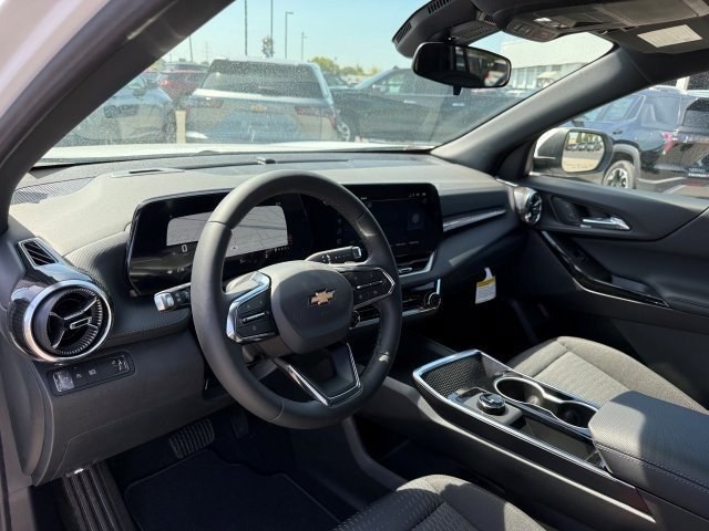 2026 Chevrolet Equinox LT photo 8