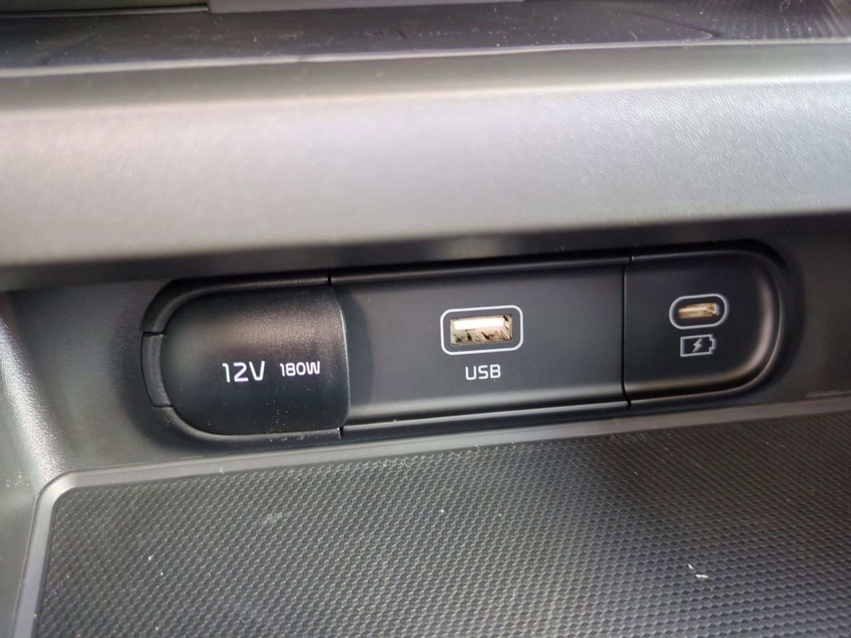 2025 Kia Soul GT-Line photo 21