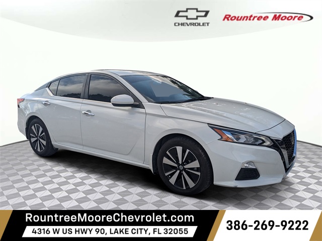 2022 Nissan Altima SV