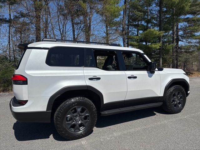 2024 Lexus GX 550 Overtrail photo 2