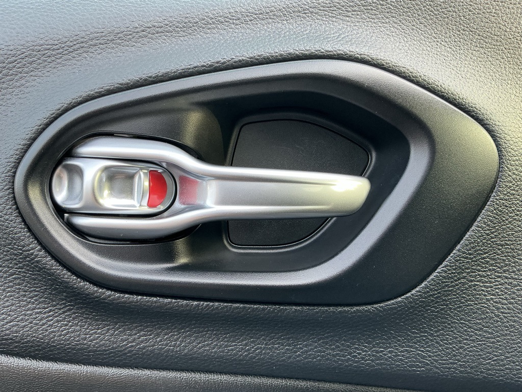 2019 Jeep Cherokee Latitude photo 60