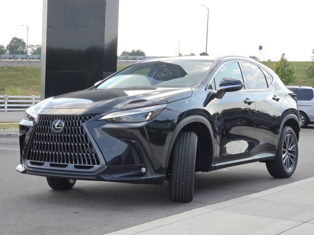 2026 Lexus NX 350 photo 18