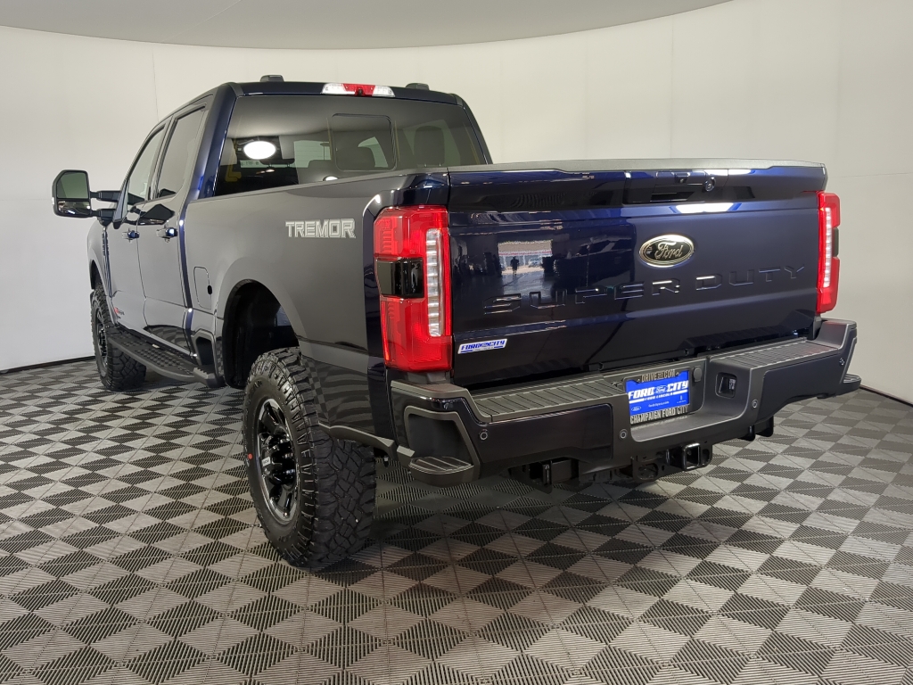2025 Ford F-350 Lariat photo 6
