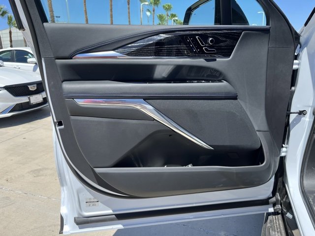 2026 Cadillac Escalade Sport photo 9
