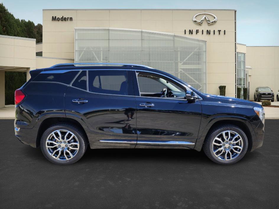 2024 Gmc Terrain Denali photo 3