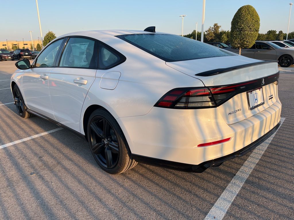 2025 Honda Accord Hybrid Sport-L photo 4