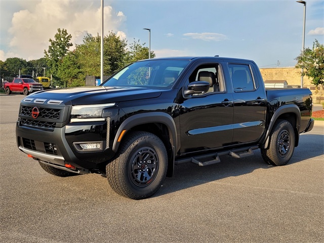 2026 Nissan Frontier Crew Cab PRO-4X photo 4