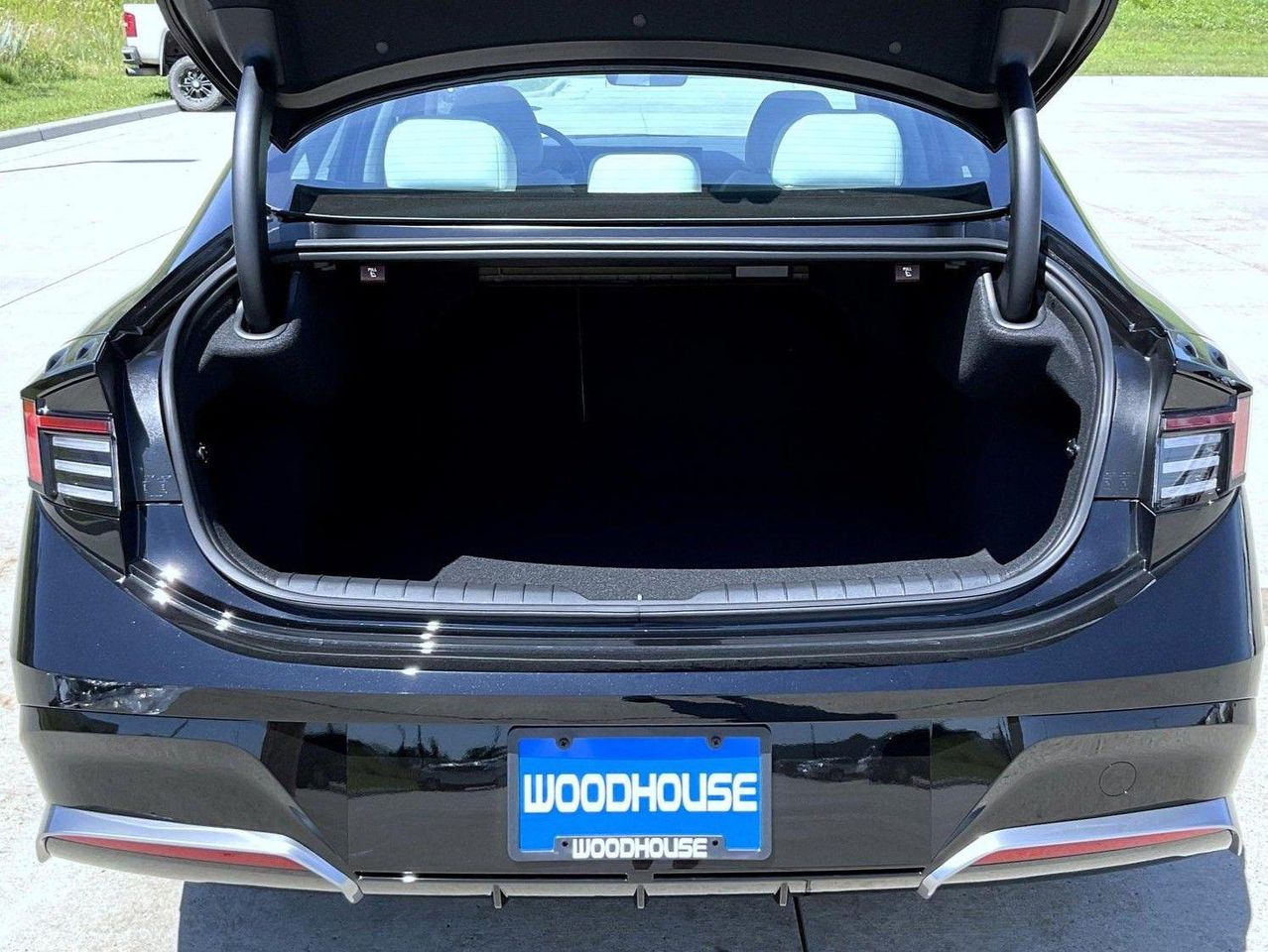 2025 Hyundai Sonata Hybrid SEL photo 9