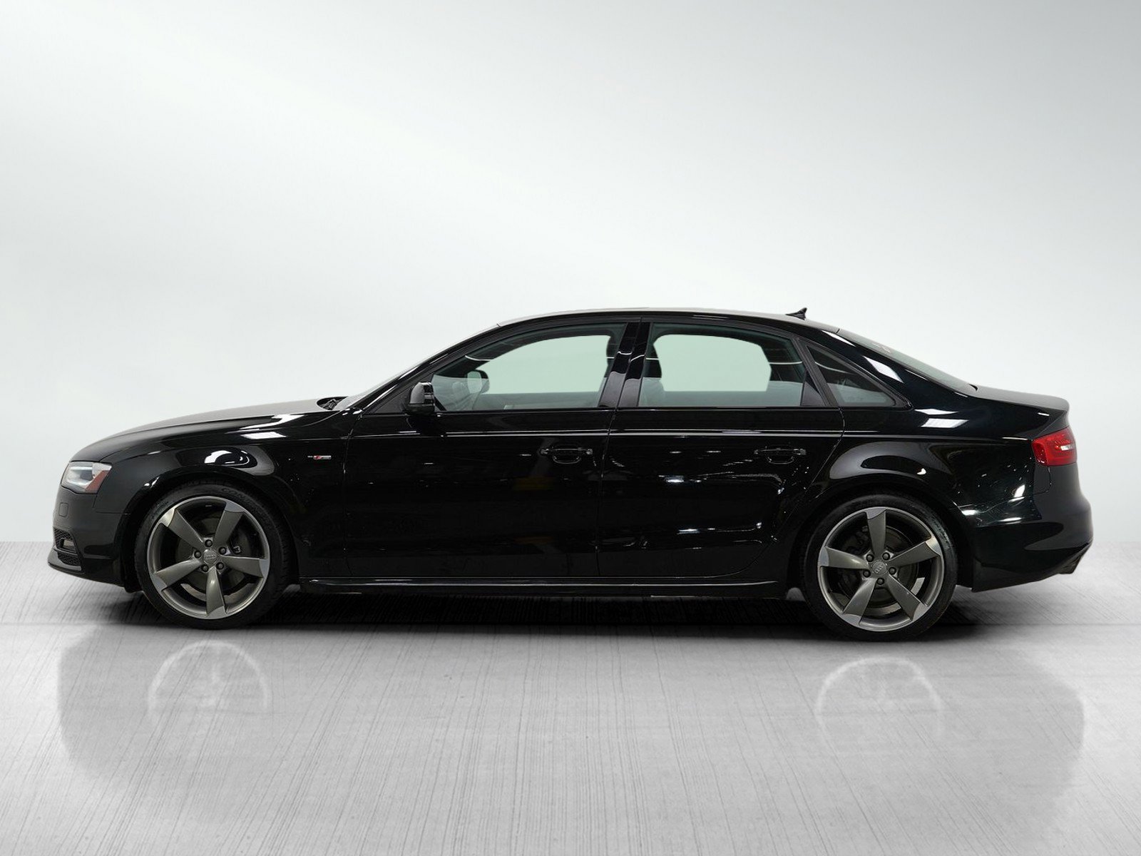 Used 2015 Audi A4 Premium Plus with VIN WAUFFAFLXFA074882 for sale in Minneapolis, Minnesota