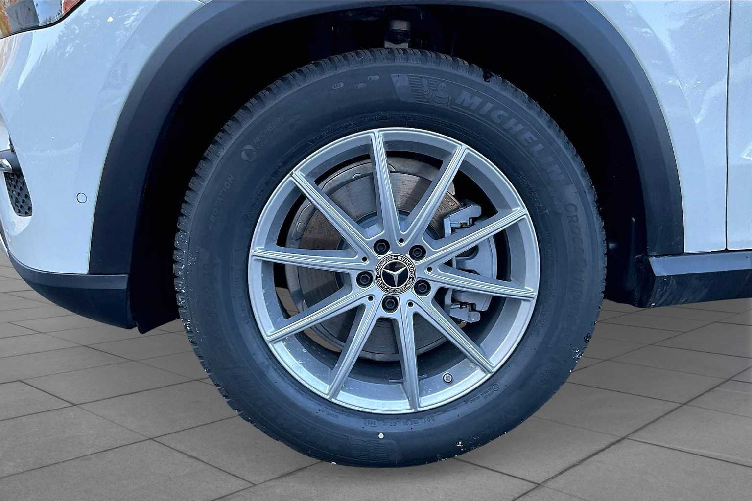 2025 Mercedes Benz GLE 350 4MATIC photo 16