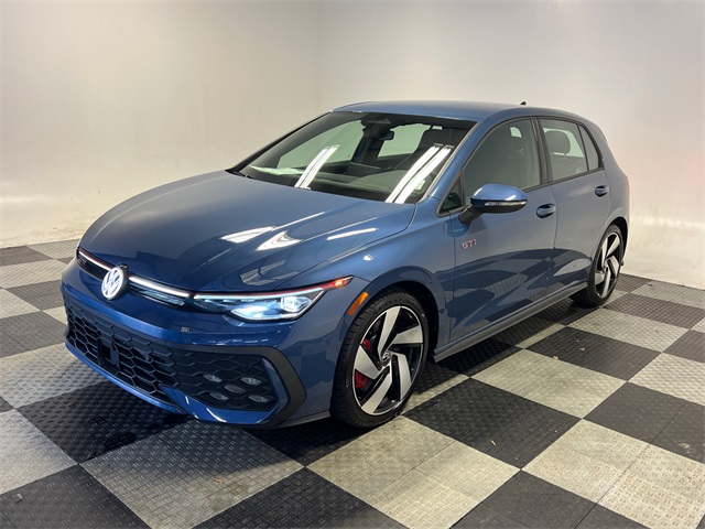 2026 Volkswagen Golf GTI S photo 3