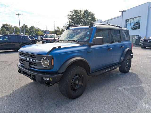 2022 Ford Bronco Base Big Bend Black Diamond Outer Banks photo 3