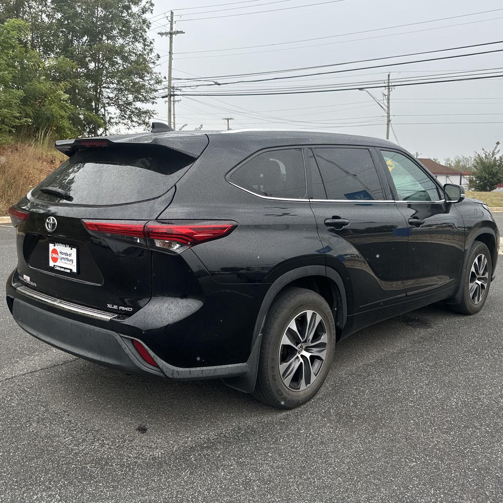 2020 Toyota Highlander XLE photo 4