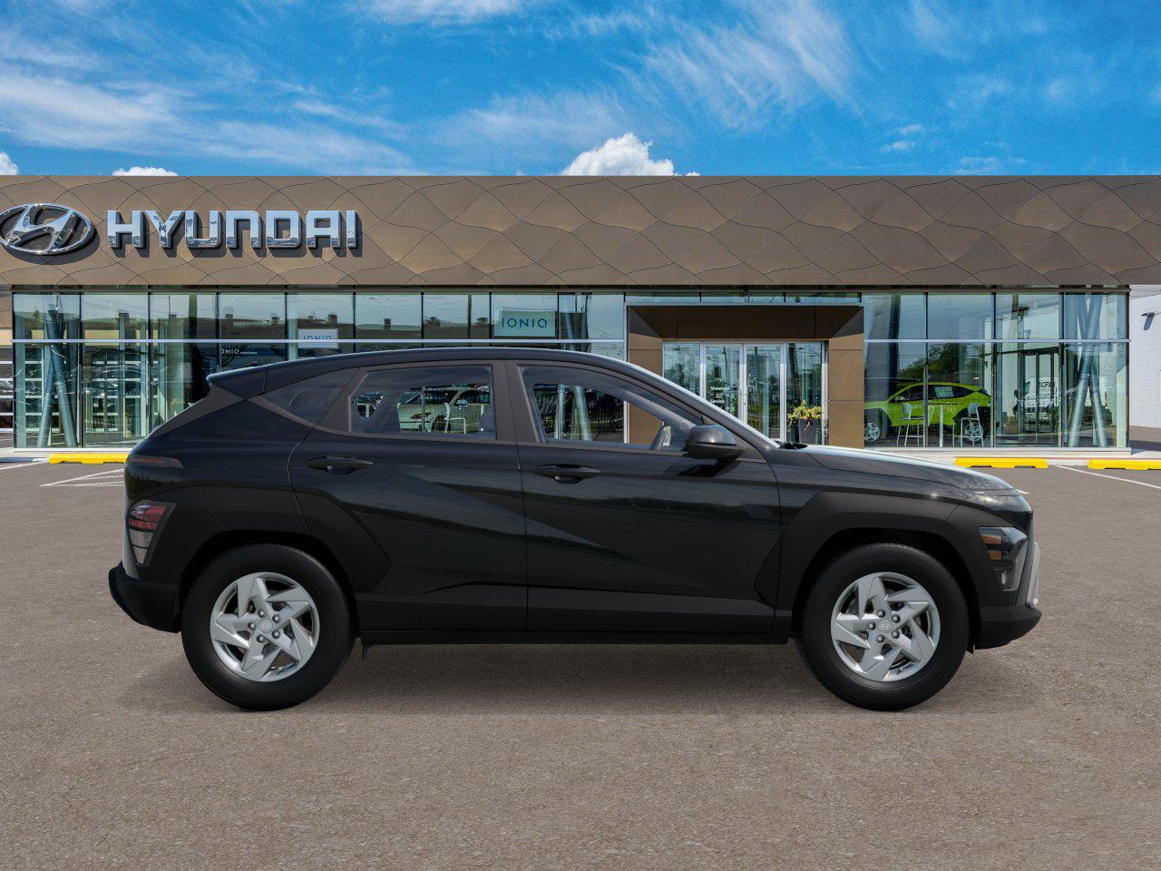 2026 Hyundai Kona SE photo 5