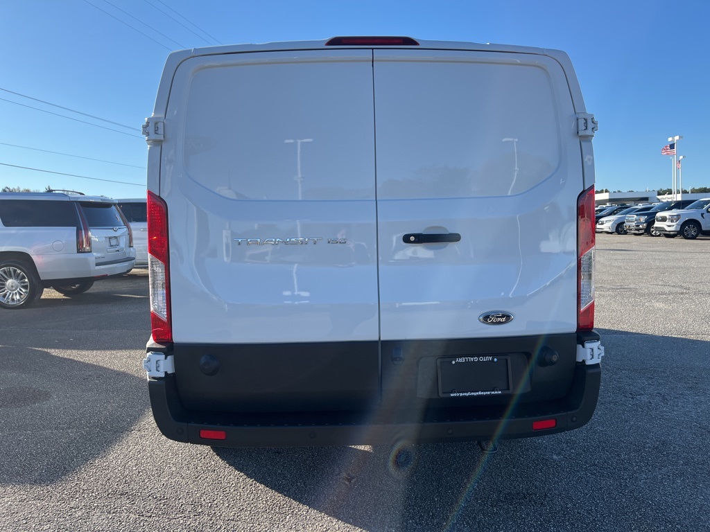 2024 Ford Transit Cargo Van photo 4