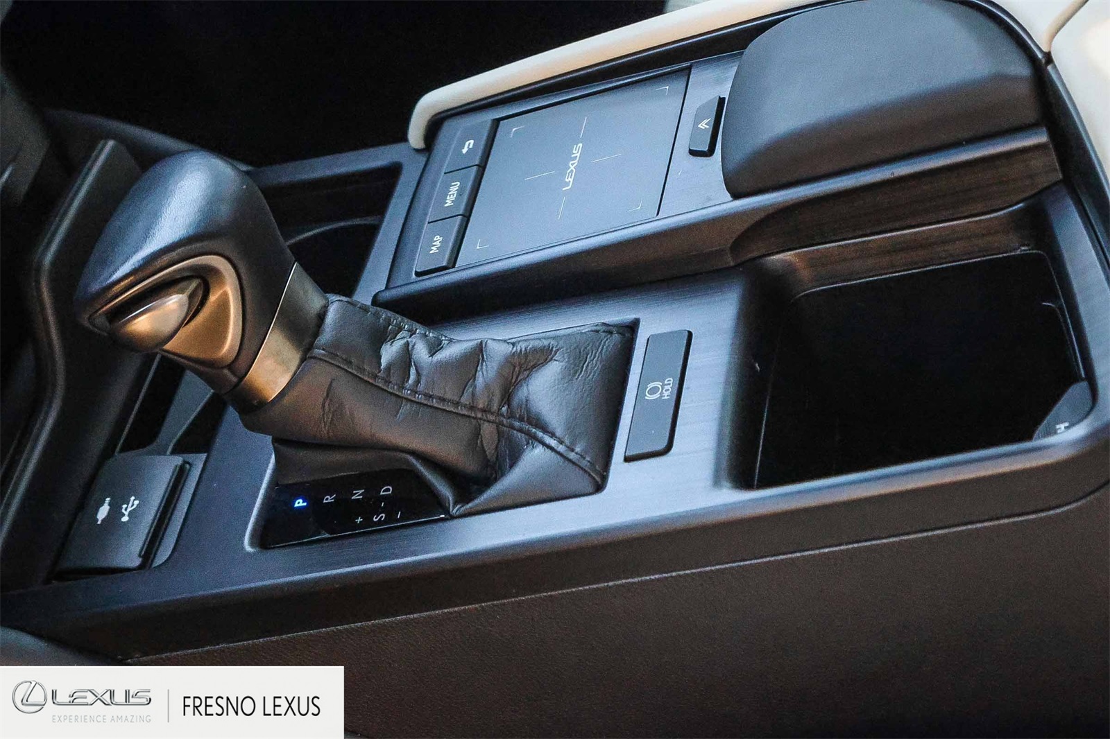 2022 Lexus ES 350 photo 18