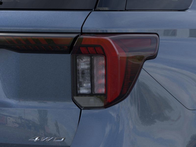 2025 Ford Explorer ST-Line photo 18