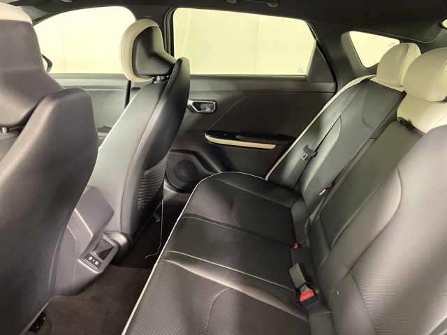 2025 Kia K4 GT-Line photo 33