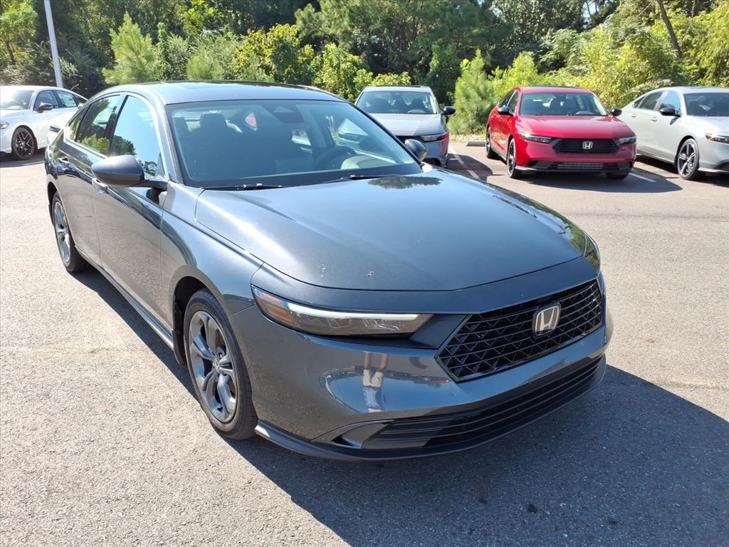 2024 Honda Accord EX's photo