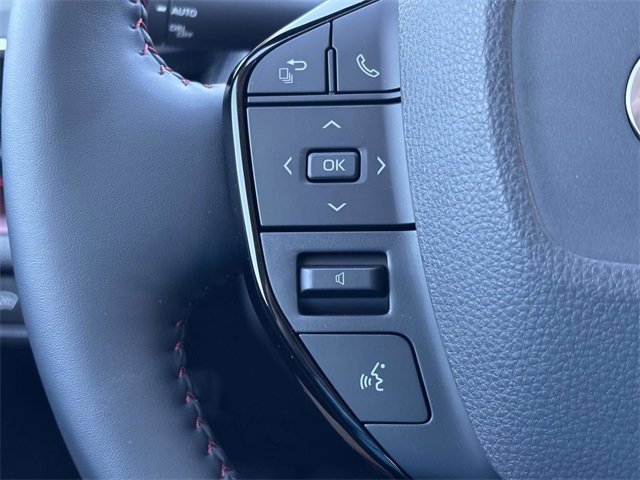 2024 Toyota Prius Prime XSE Premium photo 30