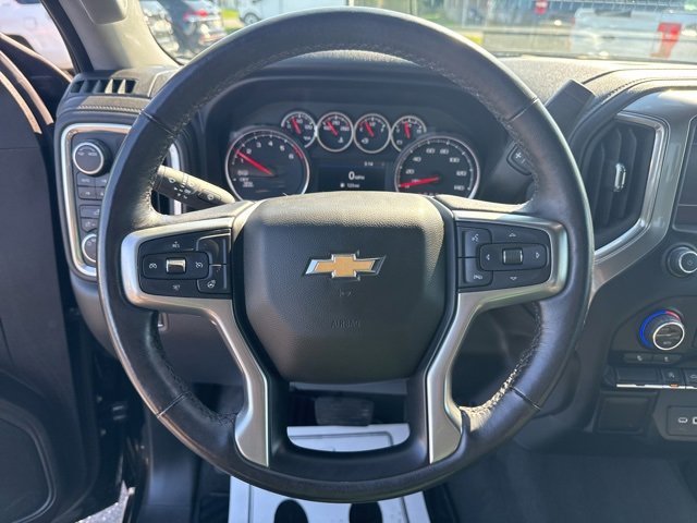 2022 Chevrolet Silverado 1500 LT photo 14