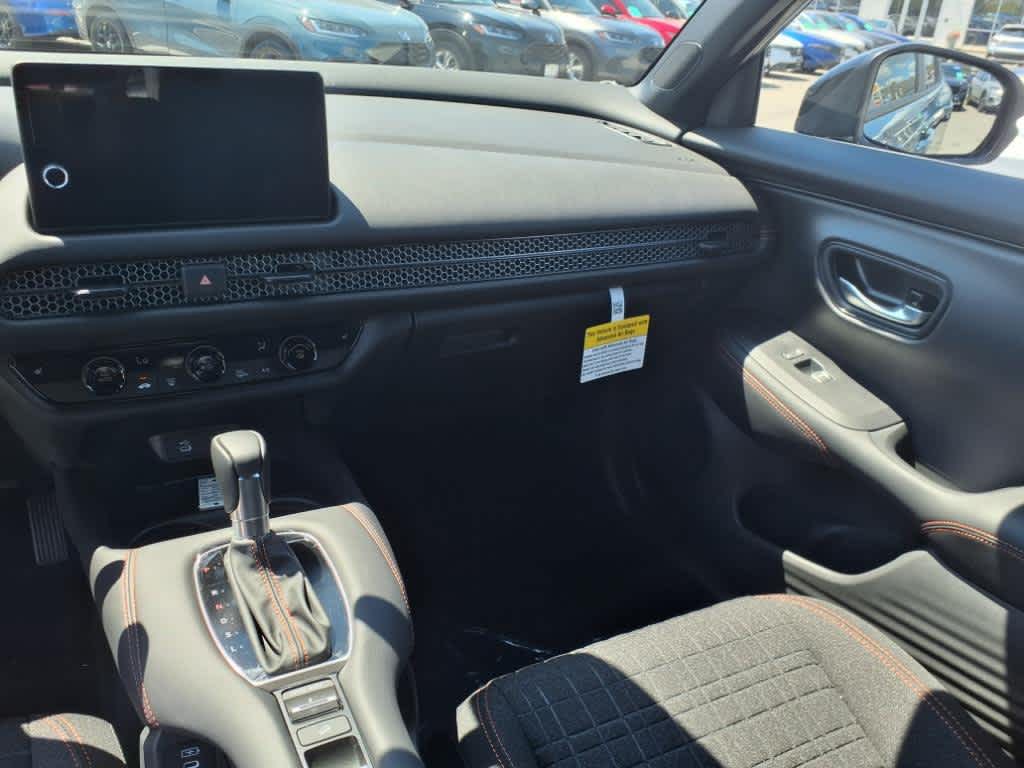 2026 Honda HR-V Sport photo 8