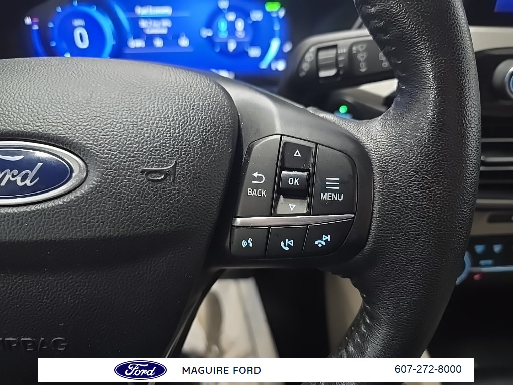 2020 Ford Escape SE Sport Hybrid photo 20