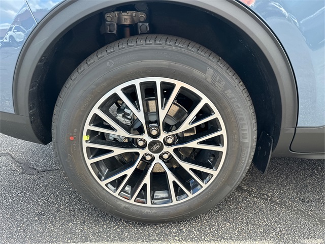 2025 Ford Escape Plug-In Hybrid photo 13