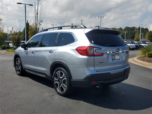 2024 Subaru Ascent Touring photo 3