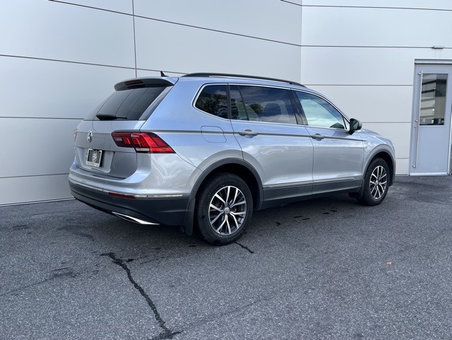 2020 Volkswagen Tiguan SE photo 21