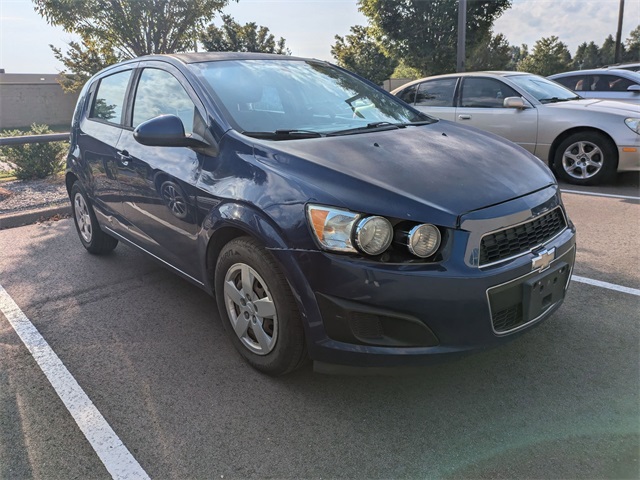 2014 Chevrolet Sonic LS photo 7