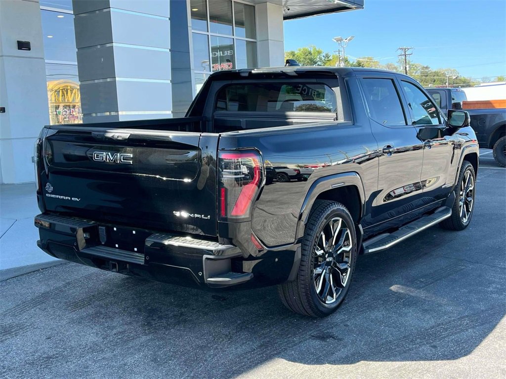 2025 Gmc Sierra EV Denali photo 3