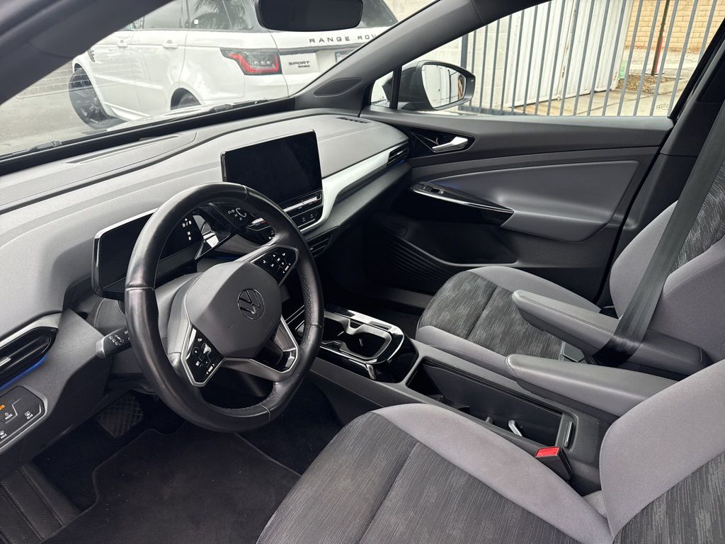 2021 Volkswagen ID.4 Pro photo 4