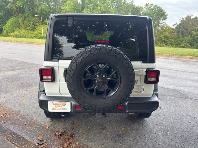 2024 Jeep Wrangler Willys photo 6