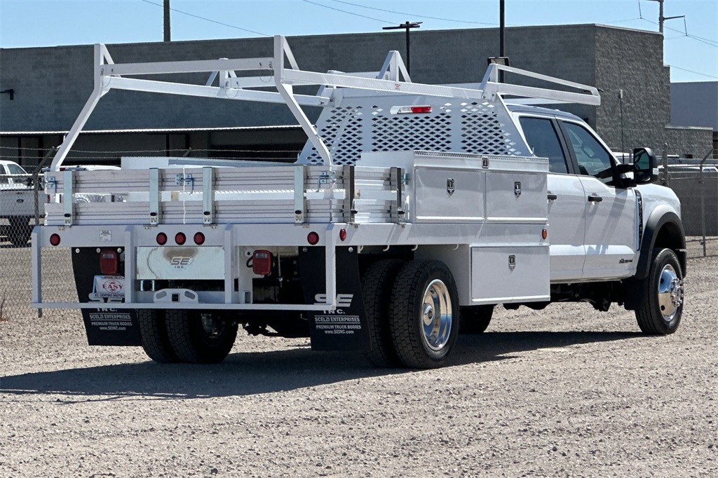 2025 Ford F-550 XL photo 4