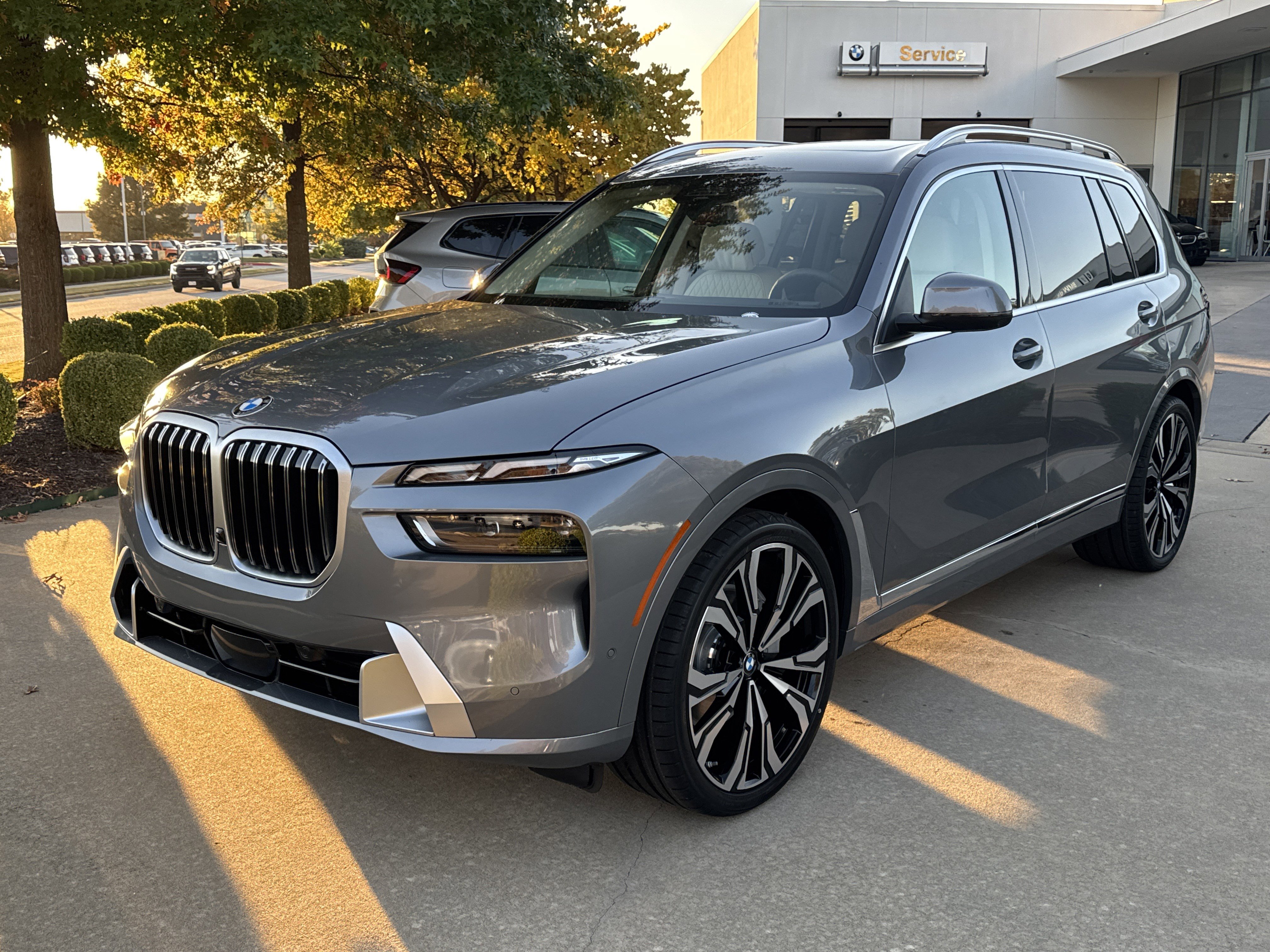 2026 BMW X7 40i's photo