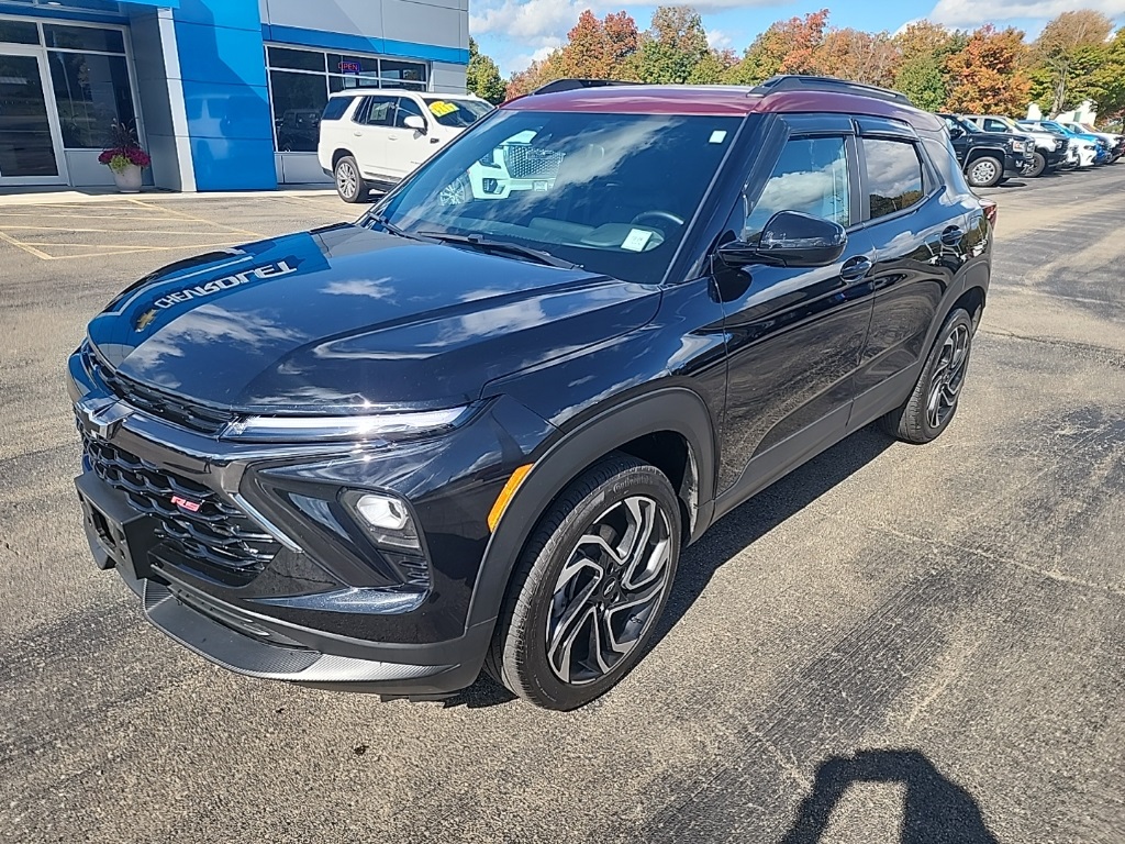 2025 Chevrolet Trailblazer RS photo 2