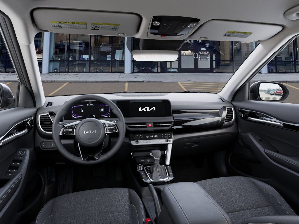 2025 Kia Seltos S photo 12