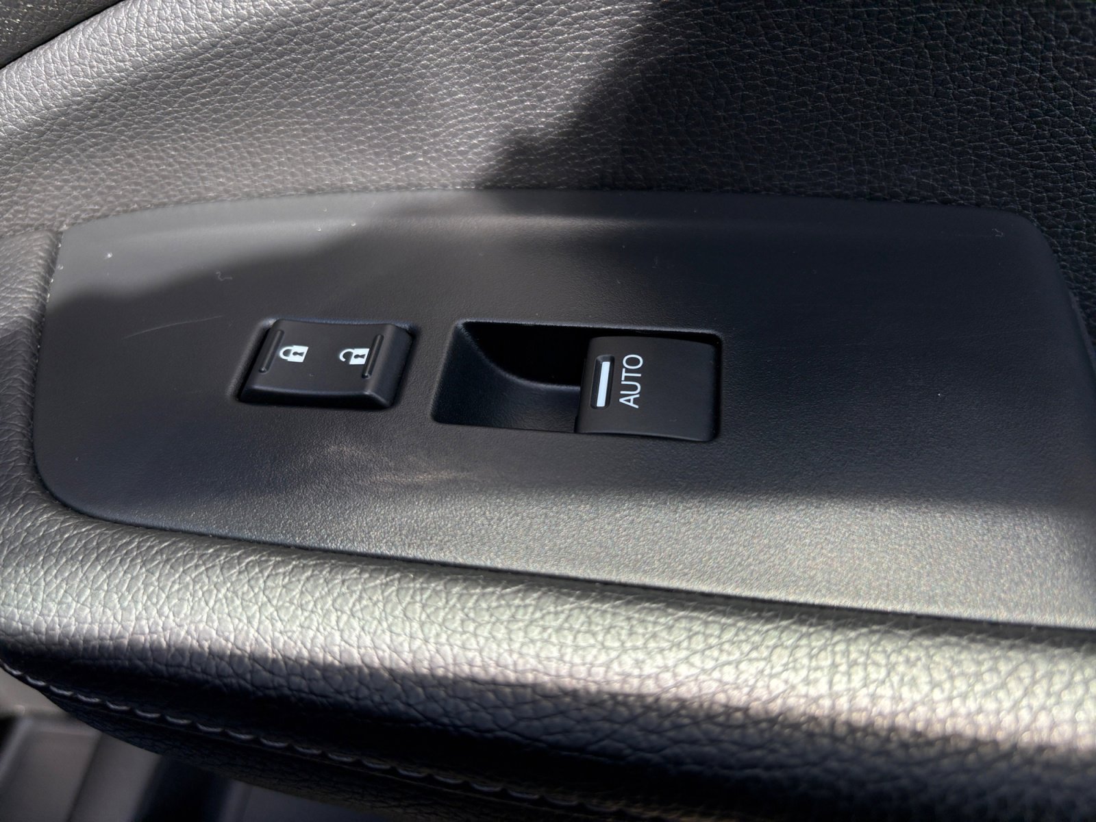 2022 Honda Passport Elite photo 4