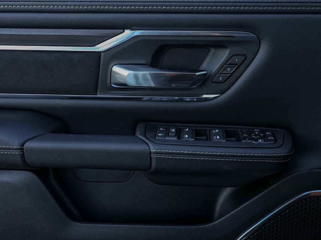 New 2026 Bright White Clear-Coat Exterior Paint RAM Laramie image 22