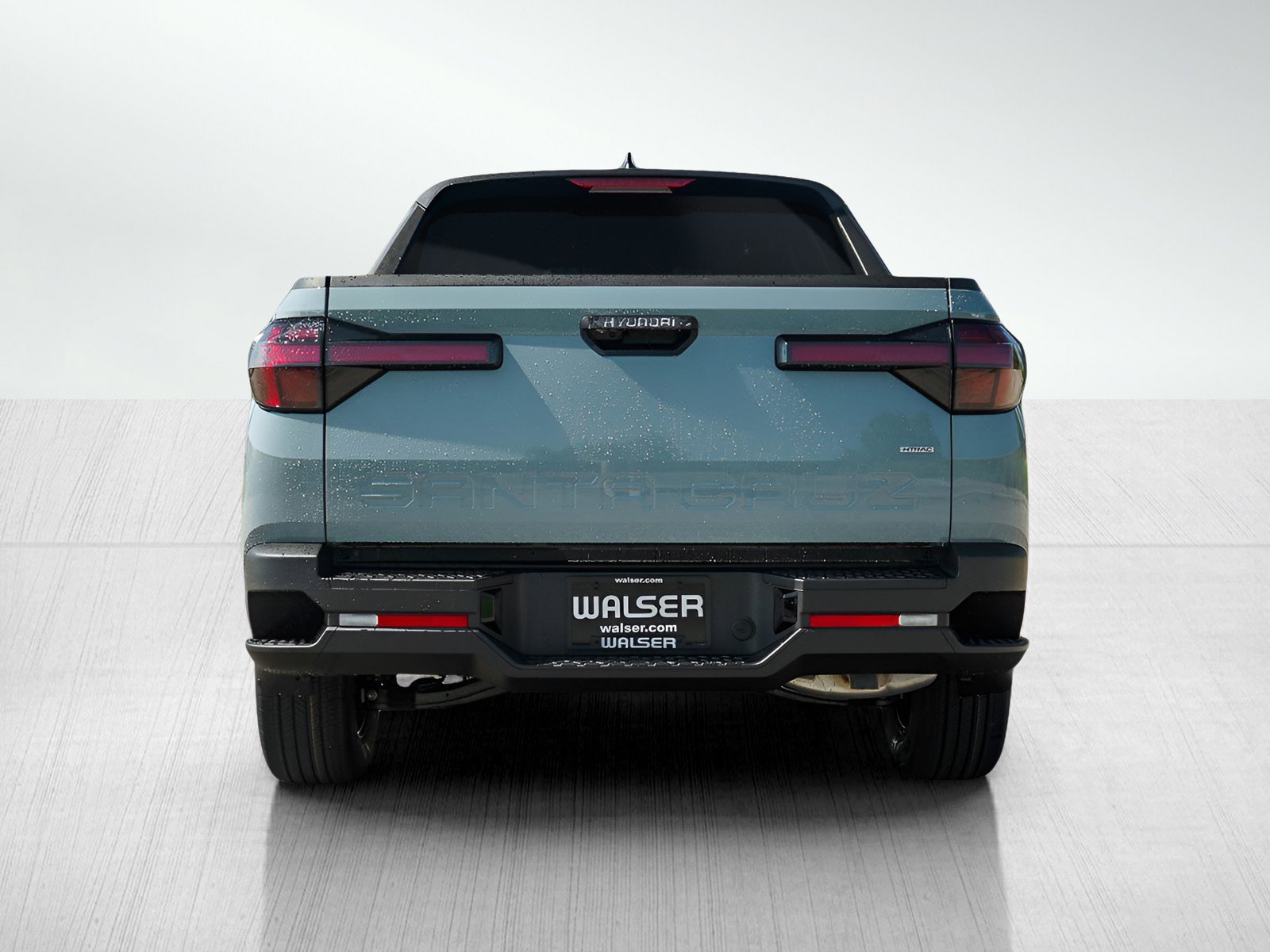 2025 Hyundai Santa Cruz SE photo 2