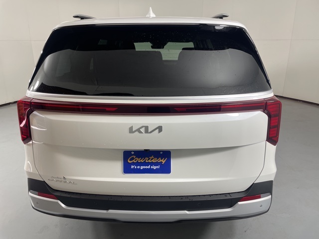 2026 Kia Carnival EX photo 4