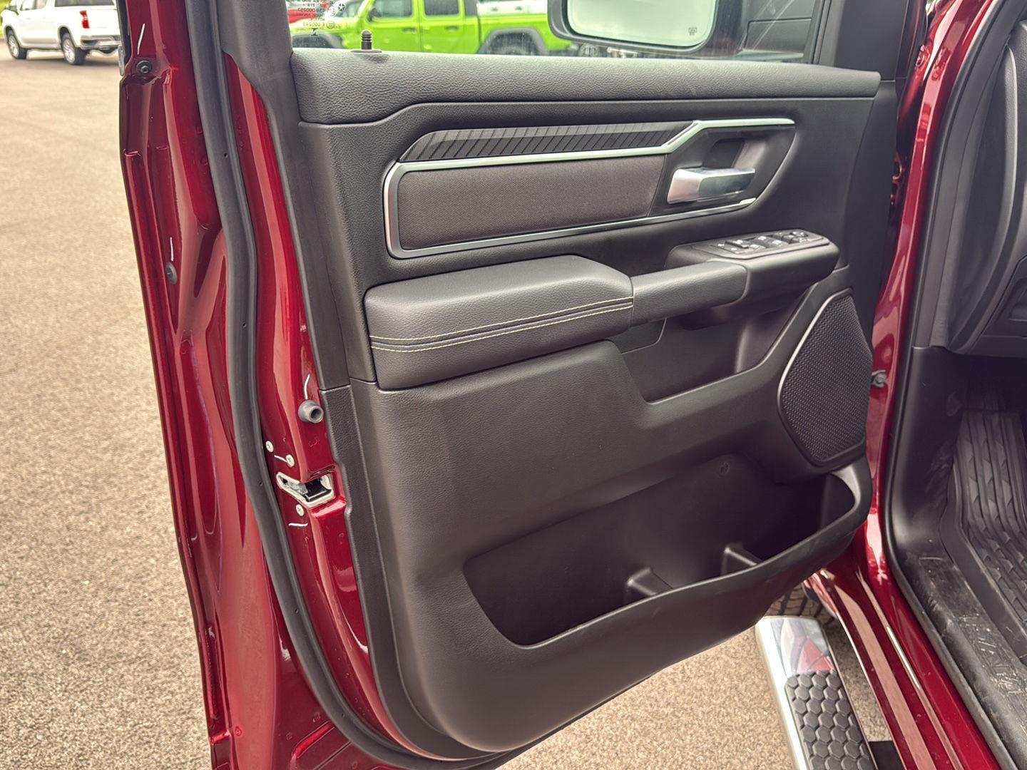 2025 Ram 1500 Big Horn photo 18