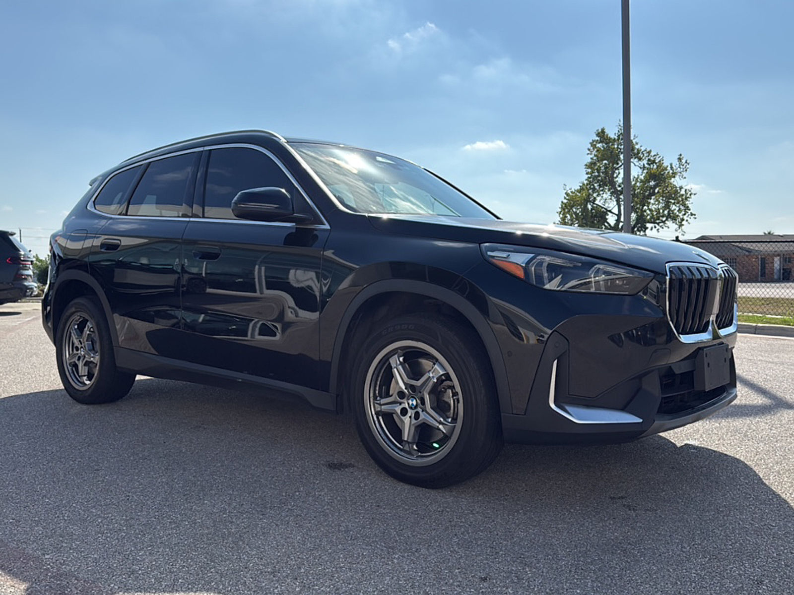 2023 Bmw X1 XDrive28i photo 2