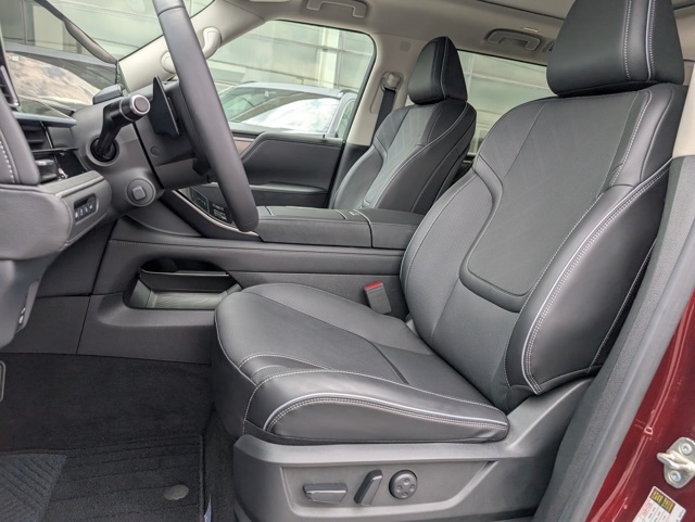 2025 Infiniti QX80 Luxe photo 4