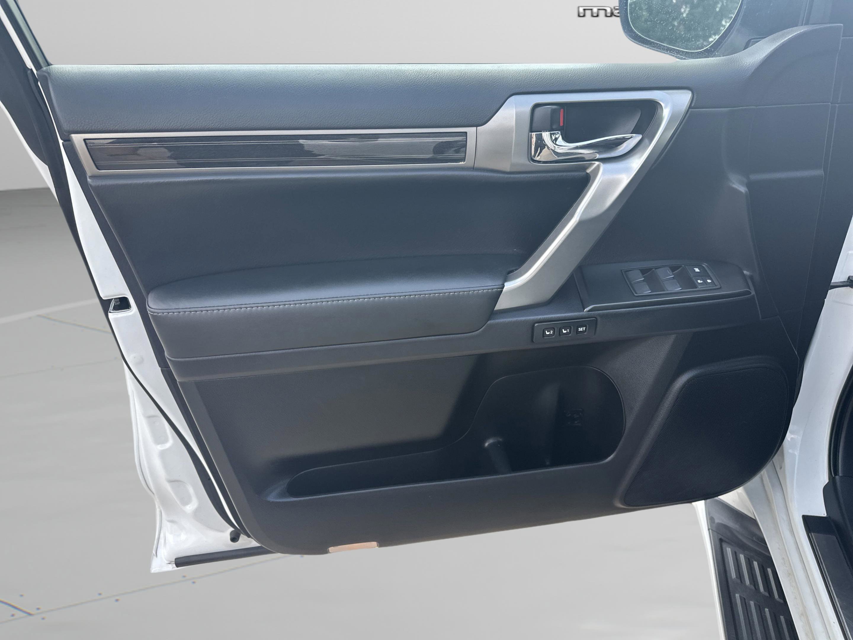 2023 Lexus GX 460 photo 8
