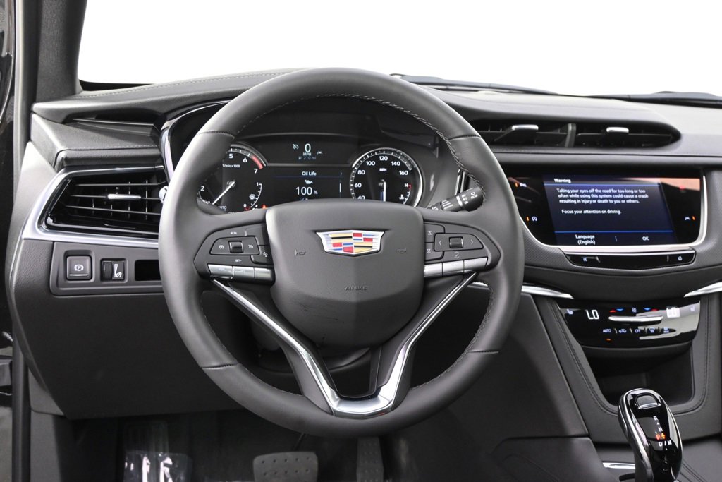 2025 Cadillac XT6 Luxury photo 11