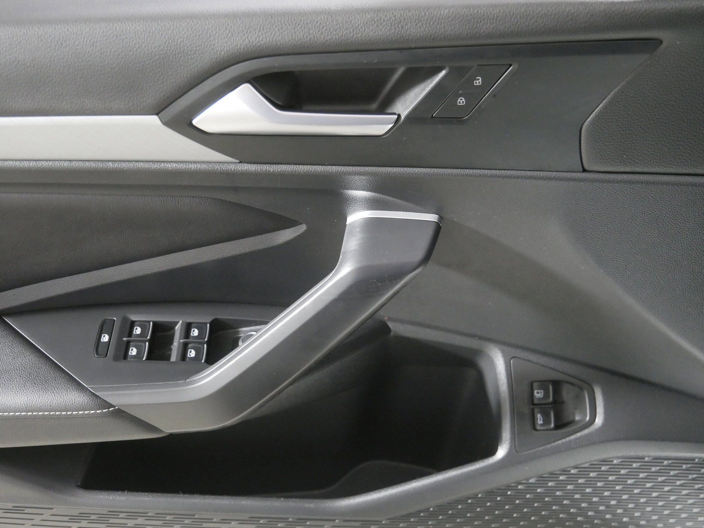 2022 Volkswagen Jetta SE photo 19