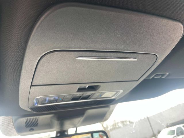2024 Ford F-150 Platinum photo 24